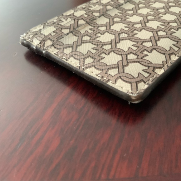 ♠️kate spade♠️ GUC card sleeve - Picture 5 of 5